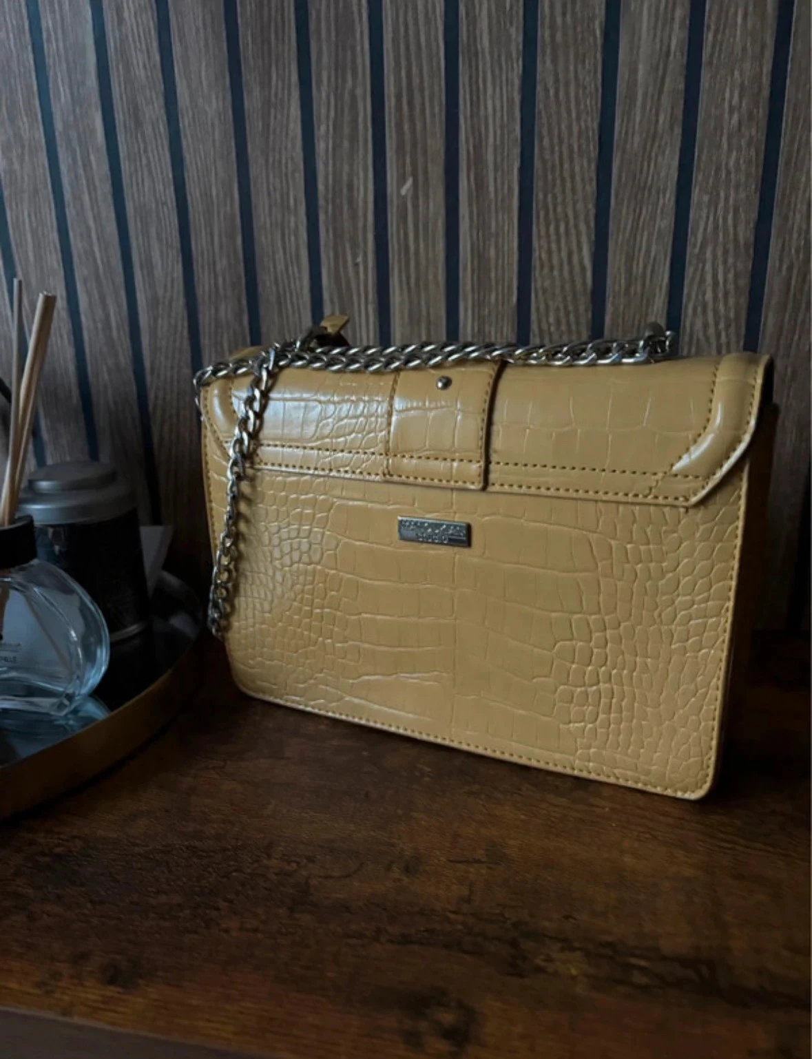 Bolsa transversal / Pasta efeito crocodilo amarelo ♀ Manoukian Studio – photo 3